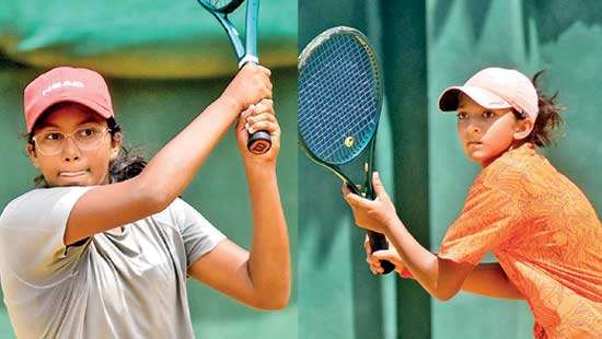Sri Lankans storm  into semis
