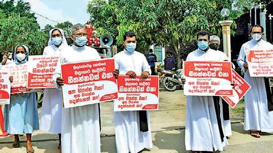 Catholics protest against Muthurajawela LNG plant