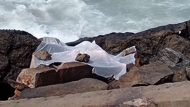 Body of one-year-old found on Bambalapitiya beach