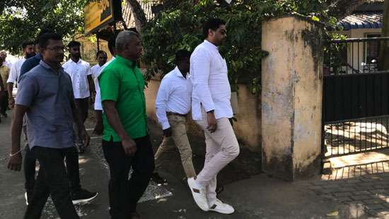 UNP pays deposits for LG polls