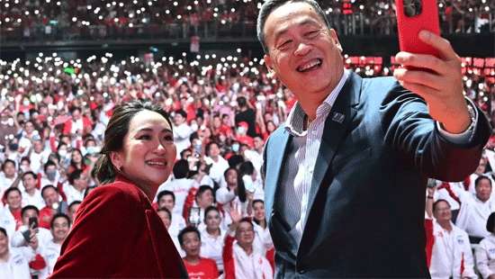Thailand elections: Polls open with Thaksin’s daughter as frontrunner