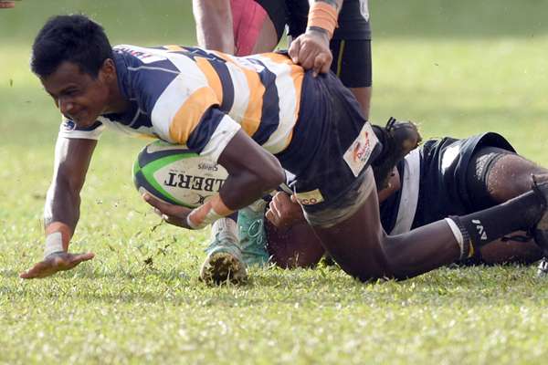 St. Peter’s prevail in thriller to book berth to the final