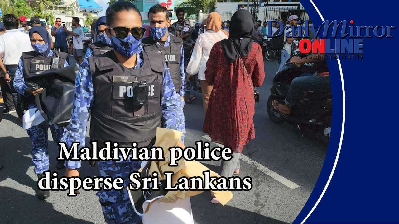 Maldivian police disperse Sri Lankans