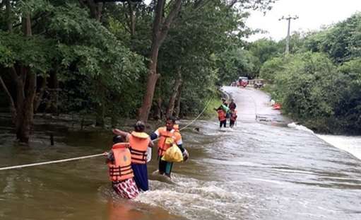 Navy stands ready with relief teams to respond to flood emergency