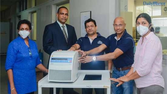 Vision Care donates cold centrifuge to Medical Research Institute in support of Covid-19 response in Sri Lanka