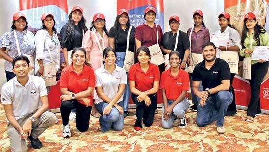 Intrepid-MDF-SLTDA hold  Sri Lanka’s first-ever ‘Women in Tourism’ training session