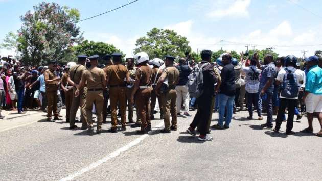’Feminist Collective’ condemns attack on peaceful protestors in Mannar