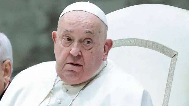 Pope responding to treatment but not yet out of danger: Doctors
