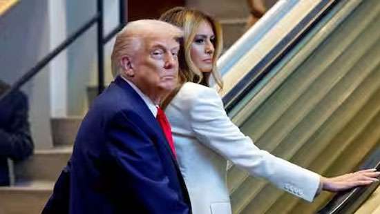 Donald Trump mocks UN over broken escalator, bad teleprompter