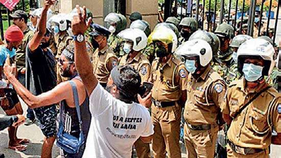 Galle Face Protesters say unaware about IMF visit