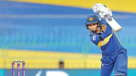 South Africa cruise past Sri Lanka after rain delay