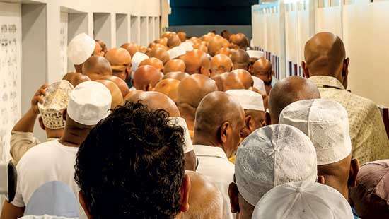 The Mina Disaster   3,500 Sri Lankan Pilgrims Betrayed in Substandard Tents