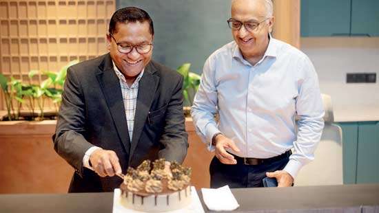 Se Saya Poshtel and Bistro opens doors