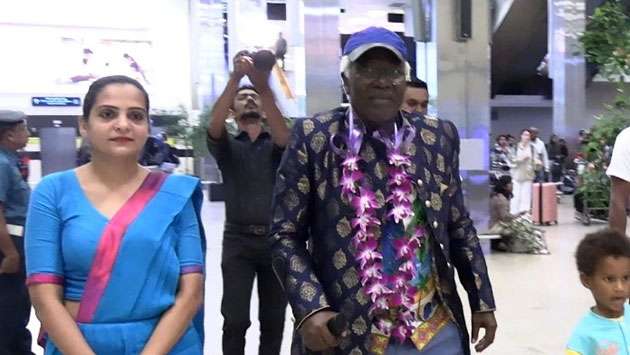 Reggae legend Alpha Blondy arrives