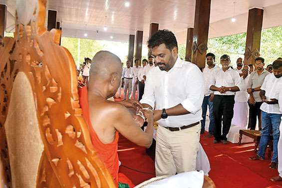 New President should uplift the poor,  protect religion and race: Atamasthanadhipathi