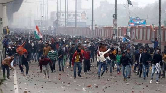 India Citizenship Amendment Act: Fresh violence erupts in Delhi