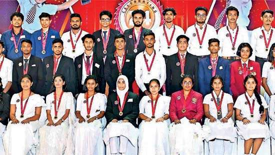 Ceylinco Life grants Rs. 18 mn worth ‘Pranama Scholarships’