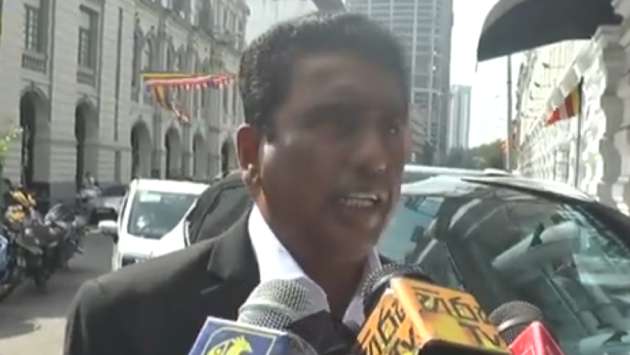 Johnston Fernando appears at FCID over investigation