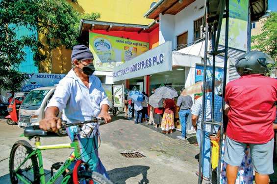 Queuing up for local milk