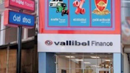 Vallibel Finance unveils Pilimathalawa, Galewela branches