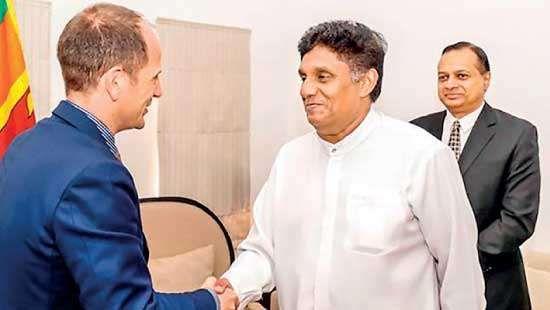 Opposition Leader discusses SL political situation with Canadian HC