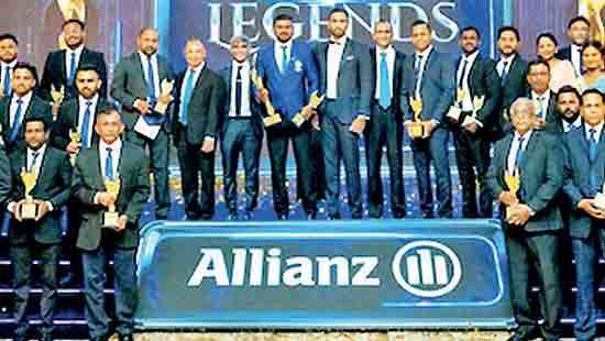 Allianz Insurance Lanka recognises top performers
