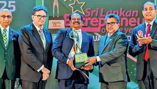 NSBM Green University Founding VC honoured as Most Visionary Leader