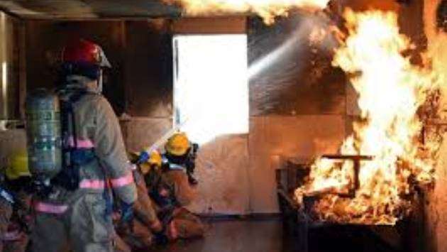 Fire doused at Colombo cosmetic shop