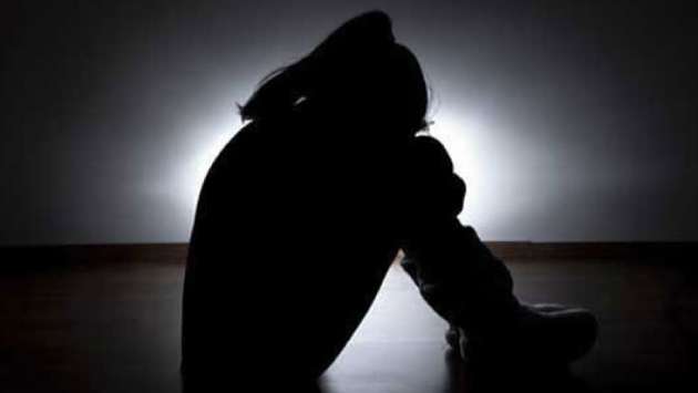 ’’Was raped by cop 4 times’’: Maharashtra woman doctor’s suicide note on hand