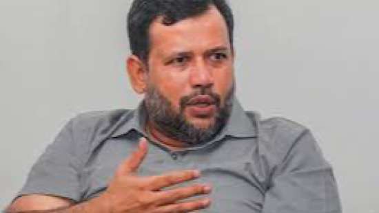 Rishad urges Health Minister to uphold Muslim women’s right to wear Hijab in Trincomalee