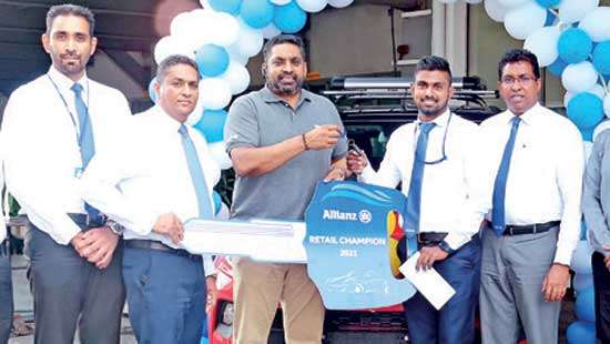 Allianz Lanka awards winners of first Internal Retail Sales Competition