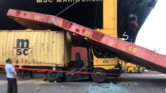 ​Hatch Cover crushes truck at Colombo Port; driver injured