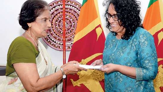 President Chandrika, the strongest smile through silent pain!
