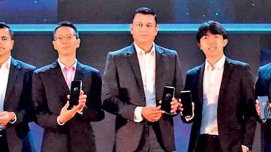 Singer unveils Honor 90 with exciting new line-up