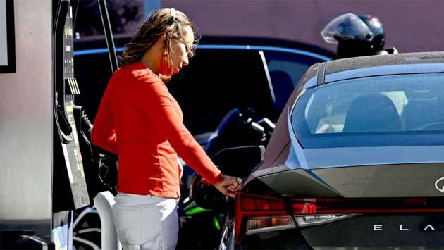 Oil prices rise as concerns grow over ’fragile’ US-Iran ceasefire