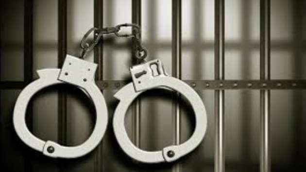 Broker arrested for bribery near Motor Traffic Department