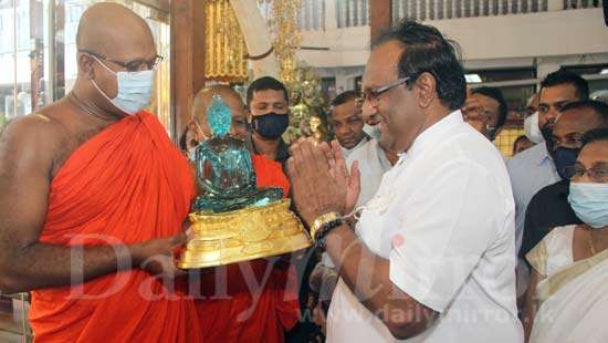 New Minister seeking blessings