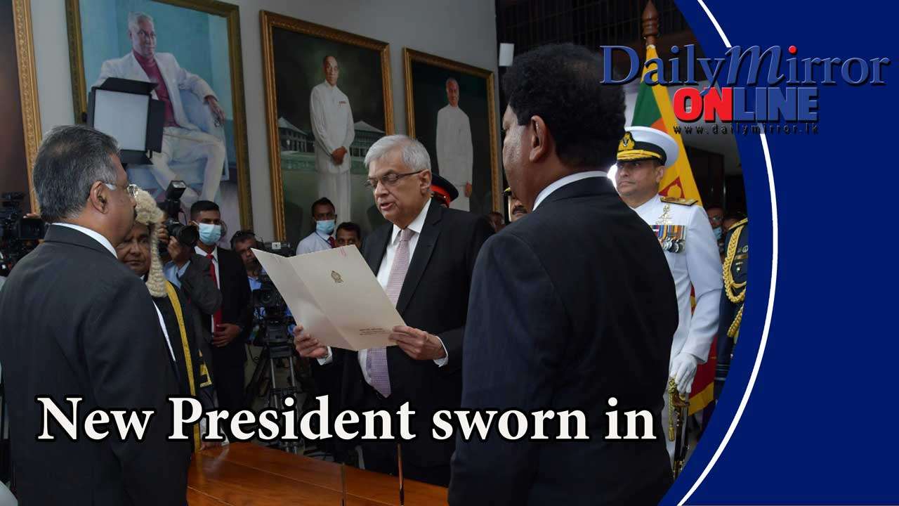 New President sworn in