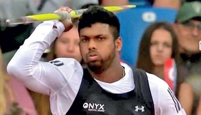 Pathirage falls short but wins javelin gold