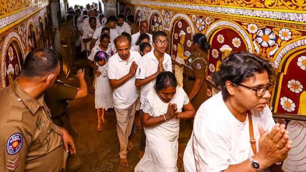 Avoid plans to visit Kandy for ‘Siri Dalada Wandanawa’ for next two days: Police