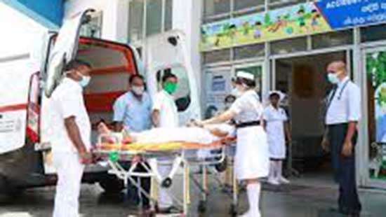 32 injured including two cops admitted to CNH