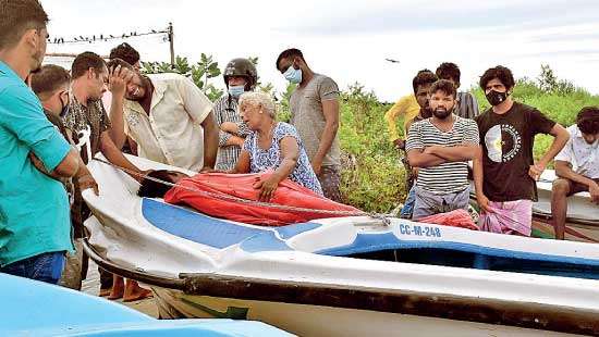 Boat ride in Mannar sea ends in tragedy