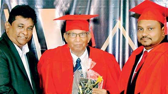Salon Sudarshani Academy wins Entrepreneurial Excellency Award for exceptional haircut training