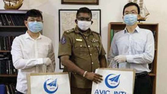 Chinese Company AVIC-ENG donate face masks to Police Stations in Colombo