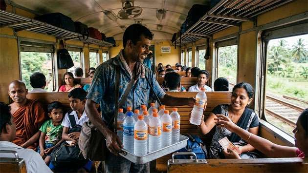 Rs. 100,000 fine on vendor for overcharging water on Meenagaya train