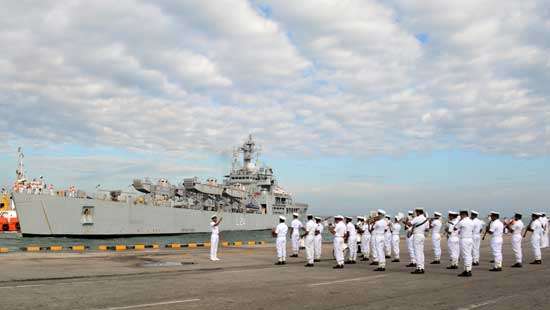 Indian ship Airavat arrives in Colombo