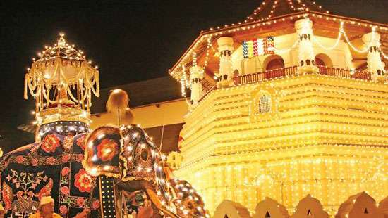 Kandy Perahera season: Army to provide special security