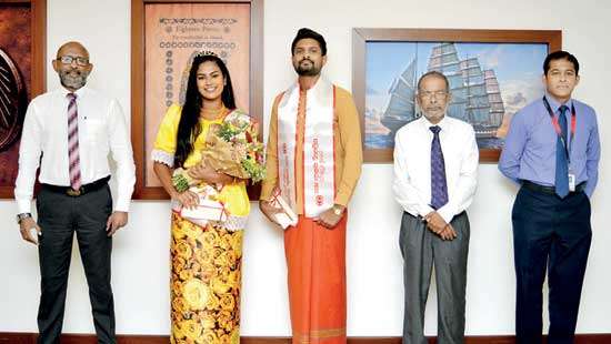 Pan Asia Bank employees celebrate Avurudu keeping with traditions