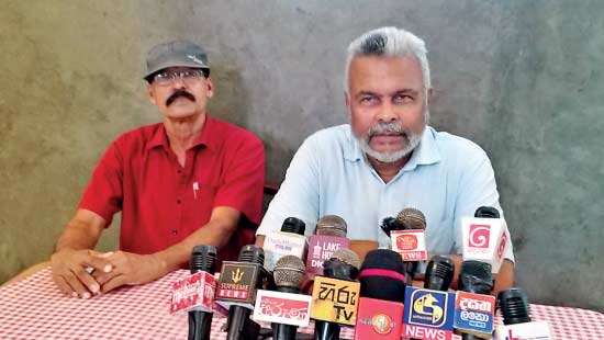 Nandana Gunathilake asks Govt not to expose MR to Tamil Diaspora threats