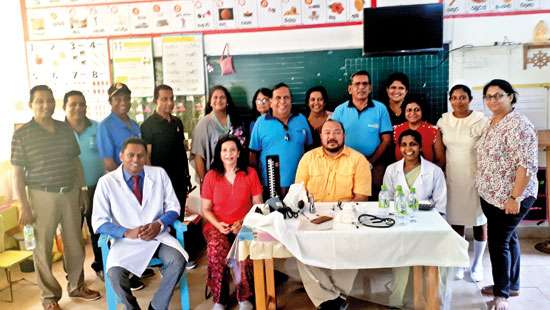 Rotary Club of Colombo conducts health camp